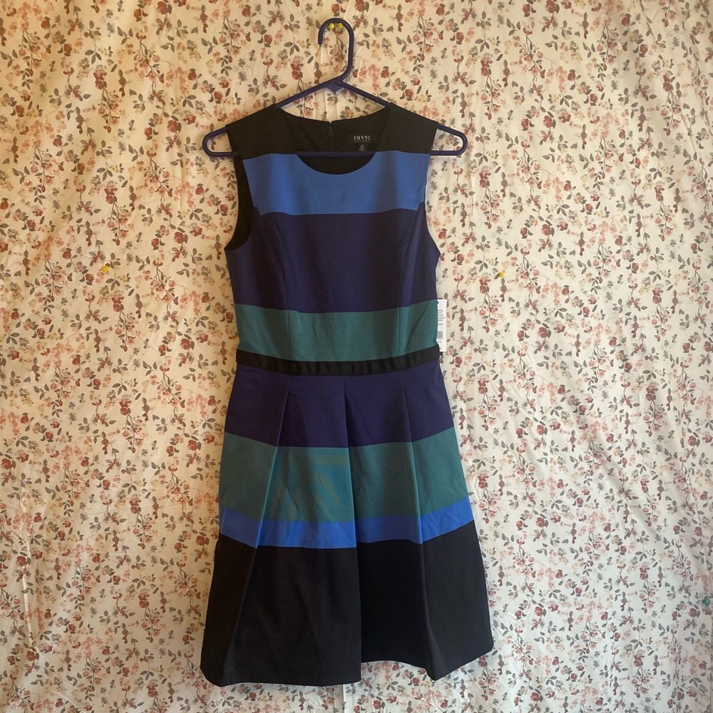 IMNYC by Isaac Mizrahi color block striped lined sleeveless dress 2 has pockets